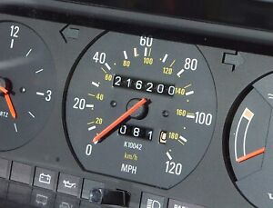 Volvo 240 Instrument Cluster K10042 1986-1987 DL SEDAN  216,200 miles. Nice!!