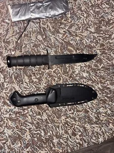 Ka Bar Becker Bk2 And Ka Bar USA 1211 Military Knife Full Tang Fixed - Picture 1 of 3