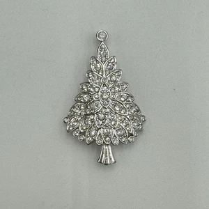 Vintage SWAROVSKI 2000 Millennium Crystal Christmas Tree Silver Rhodium Brooch - Picture 1 of 7