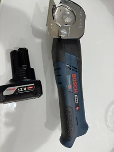 Bosch Professional 12v Universal Shear GUS 12V-300 PLUS 4ah Battery - Picture 1 of 3