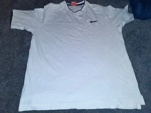 MENS SIZE LARGE WHITE SLAZENGER T SHIRT - Picture 1 of 1