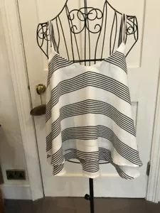 Black and White Spaghetti Strap Swing Top from Lucy Paris - size M - Picture 1 of 2