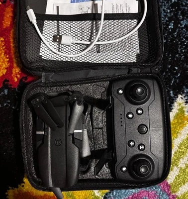 Беспилотный летательный аппарат с двойной камерой Wifi дрон с аксессуарами - черный - рабочий - Изображение 1 из 4