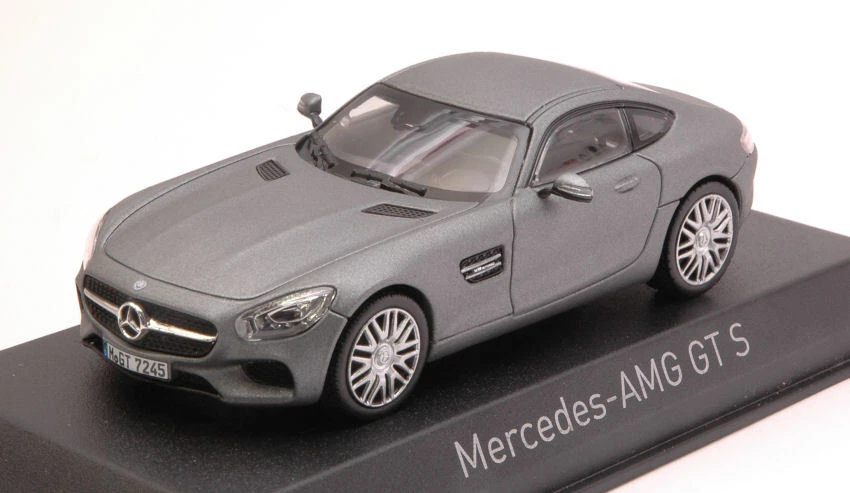 Mercedes AMG GTS / C190 2015 - Norev 1/