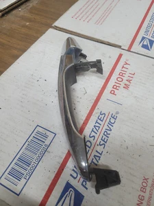 2009-2017 Chevrolet Traverse REAR RIGHT PASSENGER Side Exterior Door Handle OEM - Picture 1 of 2