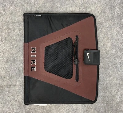 Nike Mead Carpeta Carpeta Cubierta De Colección Retro Años 90 Swoosh Logo Trapper Keeper Marrón Foto 1 de 4