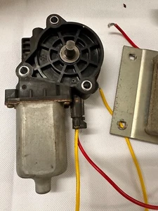 Alternating Gearbox Motor - Bad - Picture 1 of 9