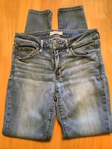 ABERCROMBIE & FITCH JEANS LIGHT WASH SIZE 2S - Picture 1 of 8