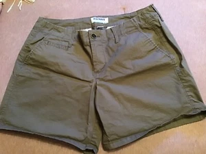 Old Navy Shorts Olive Green Size 6 - Picture 1 of 3