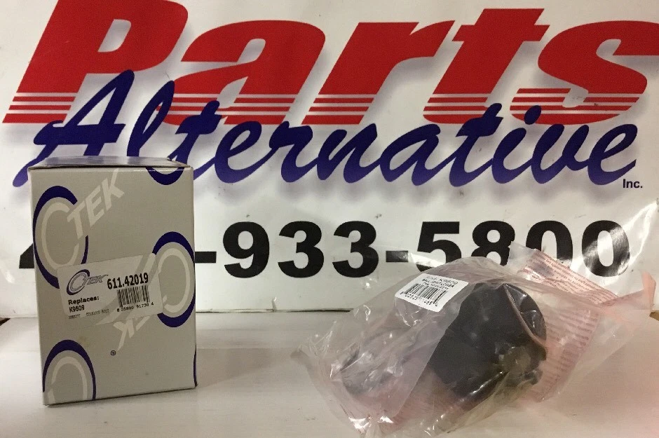 Junta de rótula de suspensión-C-TEK estándar delantera inferior centrada para Nissan D21 86-94 Foto 1 de 3