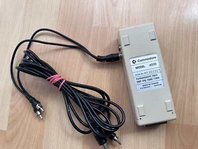 Commodore TV Adapter  Model A520 mit beiden Kabel #10 25 - Bild 1 von 4