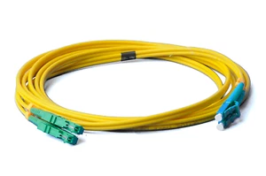 CONBIC® 20m fibra óptica E2000 APC - LC UPC Duplex OS2 monomodo fibra óptica amarillo - Imagen 1 de 5