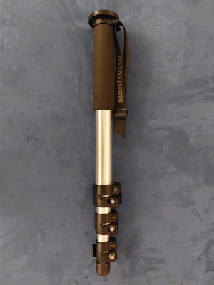 Monopiede Treppiede MANFROTTO 680 per Mirrorless, Reflex e Bridge - Immagine 1 di 4