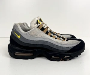 Nike Air Max 95 Yellow Strike Turnschuhe Herren Größe UK 8,5 Icons weiß DX4236-100 - Bild 1 von 12