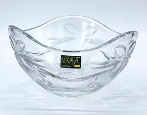 Vintage Mikasa Etched Clear Crystal Bowl 6" Slovenia Floral Design Decorative - Picture 1 of 5