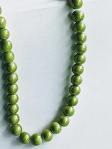 Cuentas maravillosas de color verde medio (peridoto) de 8 mm de 1 hebra   - Imagen 1 de 1