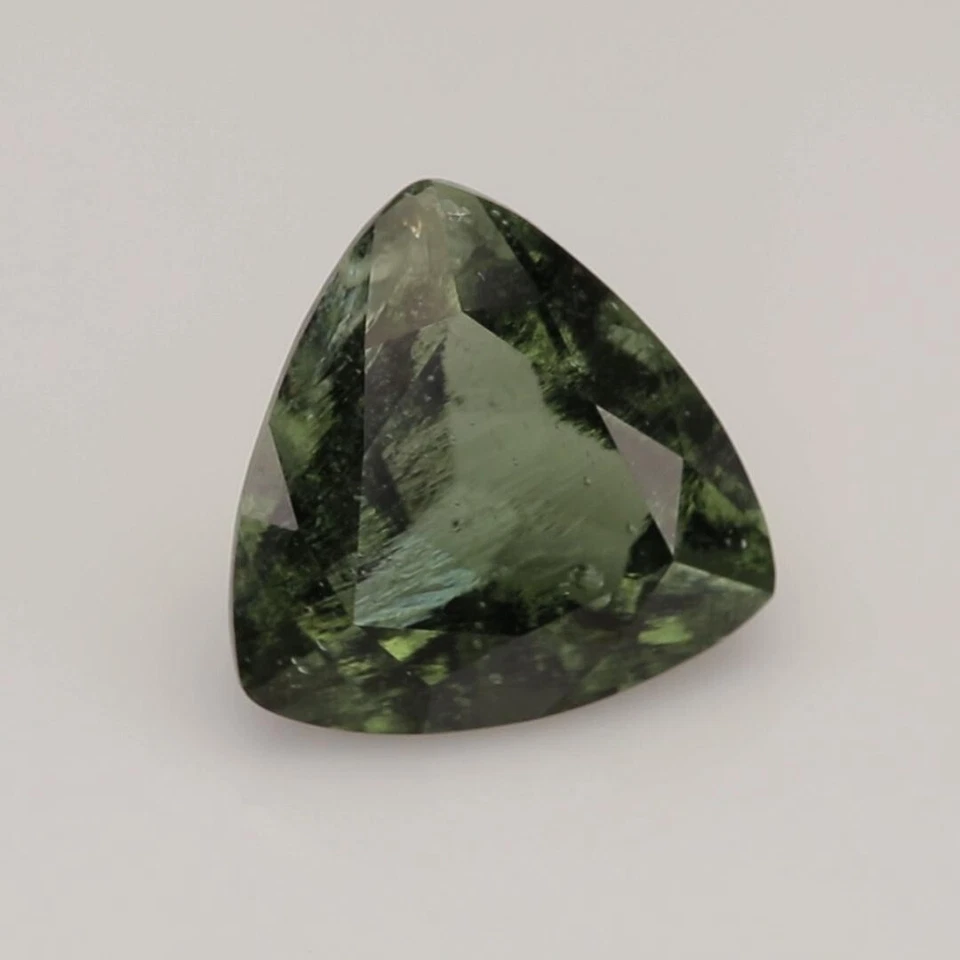 2.77 carats - Authentic Ultra Rare Huge Natural Moss Green Moldavite 2411413-6 - Image 1 of 4