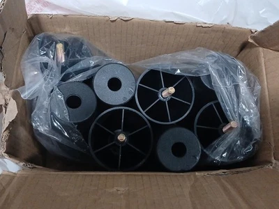 Paquete de 8 patas de plástico para muebles de 6 pulgadas con tornillos de tuercas en T M8 sofá cónico y Foto 1 de 4