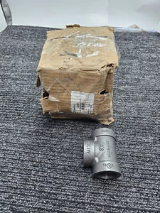 (QTY 5) LAWSON 60251 1" Female NPT Tee Black Malleable Iron Pipe Fitting - Picture 1 of 7