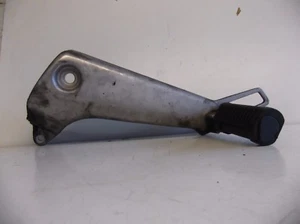 HONDA CG125 Footrest and hanger left hand rear CG125 2004-2007 - Picture 1 of 2