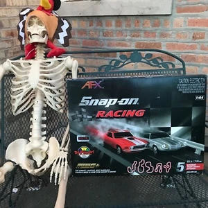 AFX SNAP-ON RACING SLOT CAR SET MEGA G 1:64 NEW SEALED SSX19P140 CAMARO MUSTANG - Picture 1 of 8