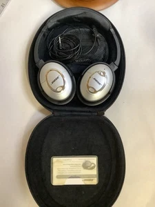 Bose QC15 Quiet Comfort 15 Noise Cancelling Wired Headphones W/ Case - Picture 1 of 2