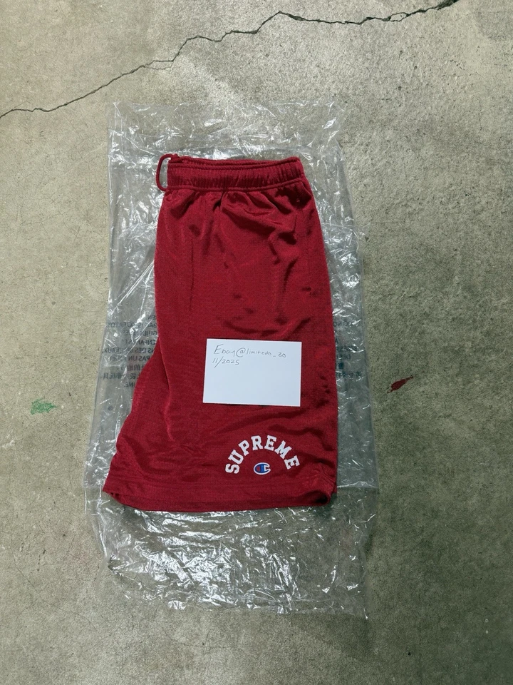 Pantalones Cortos de Malla Supreme X Champion Rojo, Talla L, Nuevos, SS24 Foto 1 de 4