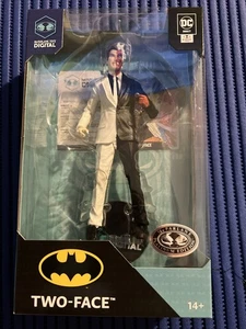 Dos Caras, La Edad de Plata, Edición Platino, McFarlane DC Multiverse Digital, Nuevo en Caja - Imagen 1 de 4