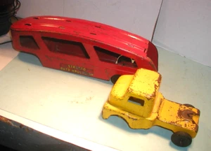 Structo Auto Haulaway" Vintage Acciaio Pressato Senza Ruote Anteriori - Foto 1 di 2