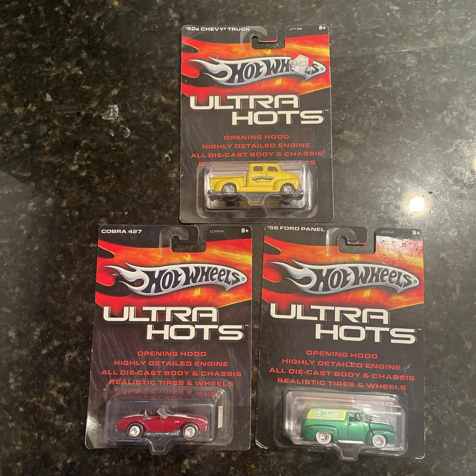 1956 Ford Panel Truck Hot Wheels Ultra Hots Purple Real Rubber Tires 1/64 Scale