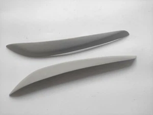 Unpainted FRP Headlight Eyelids Eyebrows for 1999-2004 Nissan Skyline R34 - Bild 1 von 3