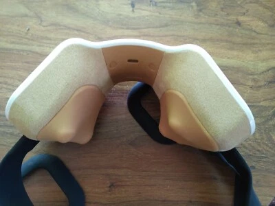 Masajeador de cuello inalámbrico Breo Shiatsu iNeck2 tejido profundo amasado 3D usado en excelente estado ir calor Foto 1 de 4