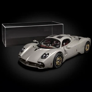 Pocher HK120 Pagani Utopia Coupé + Display Case + Manual Bundle - BUNDLEP04 - Picture 1 of 24