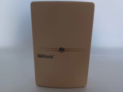 Madera 2 Enchufes a 6 Enchufes Tomacorrientes, Enchufes Laterales 15A-125V-¡USADO! Foto 1 de 4