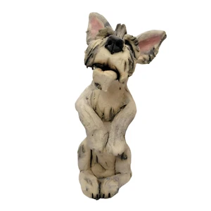 "Pequeña escultura de cerámica de terrier blanco hecha a mano firmada Rudkin ""Mendicidad"" - Imagen 1 de 12