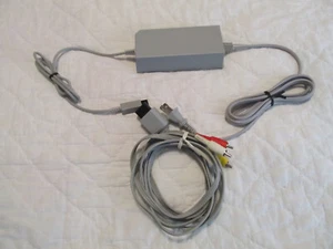 Original OEM Nintendo Wii Fuente de alimentación Cable adaptador de CA RVL-002 + Cable de video TV - Imagen 1 de 6