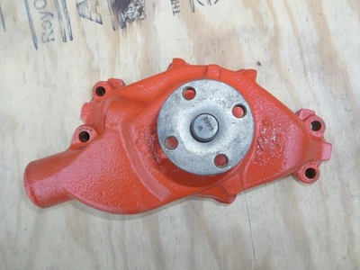 BOMBA DE AGUA CHEVROLET 283 327 3782608 SBC Foto 1 de 4