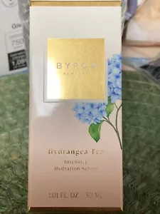 Byroe Hydrangea Tea Intensive Hydration Serum (1.01 FL. OZ. / 30 ML) NEU - Bild 1 von 3