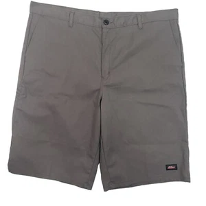 Dickies Bermuda Shorts Mens Size 42 x 13 Flat Front Dark Gray - Picture 1 of 10