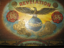 VERY RARE VINTAGE ANTIQUE REVELATION HAVANAS DIPLOMAT WOODEN CIGAR BOX