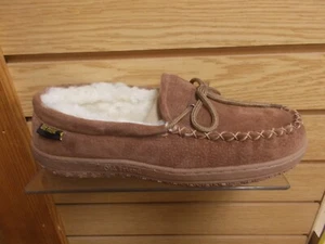 OLD FRIEND 441224 WOMEN'S WIDE SHEEPSKIN LINED SLIPPER MOCCASIN BROWN NEW WIDE  - Picture 1 of 4