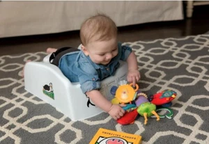 Tumzee Tummy Time Incline Tool - Picture 1 of 4