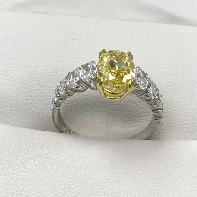 3.0Ct Oval Lab Grown Fancy Vivid Yellow Diamond Engagement Women's Ring 14k Gold - Image 1 of 4