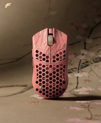 FinalMouse ULX Sakura CLASSIC - IN HAND - Image 1 of 4