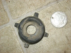 86 HONDA TRX350 FOURTRAX HEAD LIGHT HEADLIGHT BUSHING - Bild 1 von 2