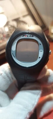 Reloj digital Polar para hombre Foto 1 de 4
