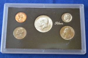 1965 Birth Year Set  Includes 40% Silver Kennedy Half 65-2 - Picture 1 of 3