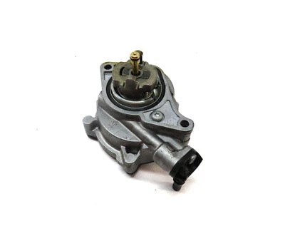 2010-2019 RANGE ROVER SPORT LR4 / JAGUAR XE XF XK 3.0L / 5.0L BRAKE VACUUM PUMP - Image 1 of 4