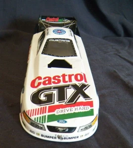 NHRA 2001 john Force Castrol Funny Car Die Cast 1:24 - Picture 1 of 6
