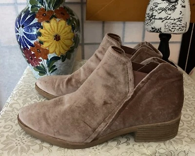 Dolce Vita Blush Pink Crushed Velvet Cowgirl Booties Western Ankle Boots Wom 9.5 - Image 1 of 4